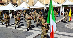 Esibizione Bersaglieri alla Sagra del Pistacchio in Bronte (CT)